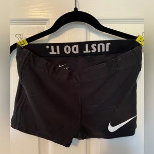 Black Nike Dri-fit short (sm)